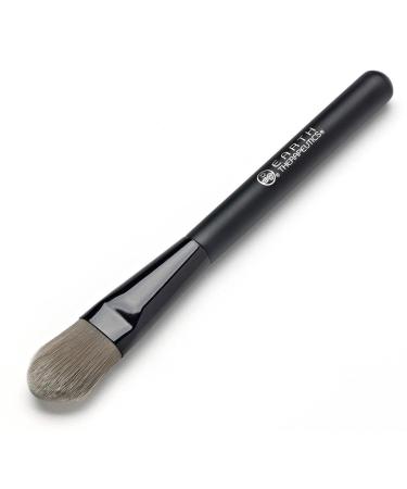Earth Therapeutics Foundation + Cheek Brush - with Purifying Bamboo Charcoal