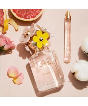 Marc Jacobs Daisy Eau So Fresh Mini Perfume Gift Set (Includes 1.0oz Spray & 0.33oz Purse Spray) 1 Fl Oz (Pack of 1) - Buy Online on GoSupps.com