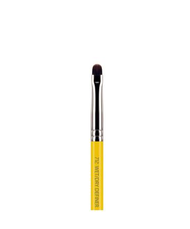 Bdellium Tools Studio Series 712 Wet/Dry Definer Brush - Professional Makeup Brush with Soft Synthetic Fibers for Precise Application - Yellow 1pc - International Shipping Available - Buy Online on GoSupps.com