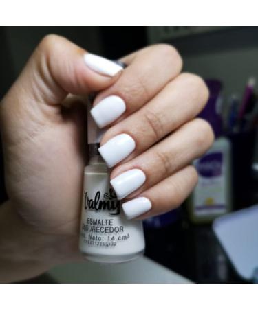 Valmy Esmalte Endurecedor para U as | Pintau as de Larga Duraci n | Amplia Gama de Colores de Pintura de U as Blanco (Tiza) #50 chalk - Buy Online on GoSupps.com