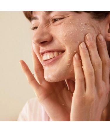 THE BODY SHOP Vitamin C Glow Revealing Liquid Peel FOR DULL SKIN REMOVES IMPURITIE (100 ML LIQUID) - Buy Online on GoSupps.com