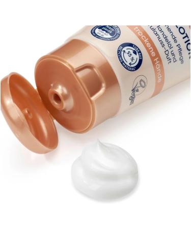 Balea Lot de 2 - Lotion corporelle l'huile d'amande 200 ml + Lotion pour les mains l'huile de cr me 100 ml + ponge silicone bonus - Buy Online on GoSupps.com