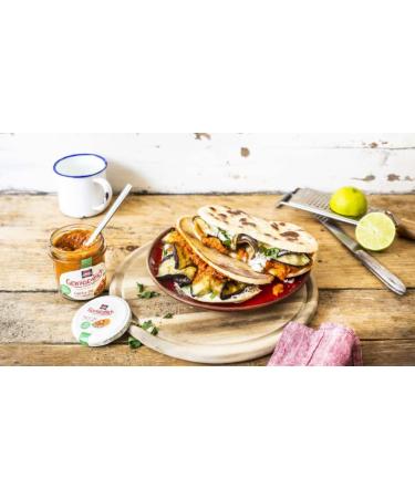 Schwartau Vegetable Happiness Paprika-Chili & Chickpea Vegan Spread 2-Pack | Organic 135g | Healthy Vegan Snack - Buy Online on GoSupps.com