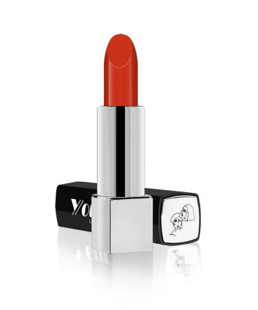 Your lip stick lipstick in a creamy consistency for a velvet -soft fit.Contains nourishing vitamins that stimulates the repair mechanism of the skin (LS01)