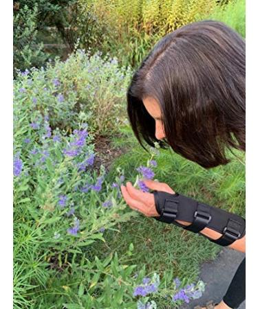 Doctor in the House Carpal Cure Wrist Brace - Right Black Standard | Fits Most Hands & Wrists International Shipping Available - Buy Online on GoSupps.com