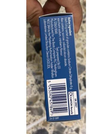 Boots Cystitis Pack of 6 sachets of granules for oral solutions cranberry flavor 4 g - Buy Online on GoSupps.com