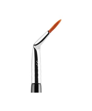 Sigma B12 Bent Liner Makeup Brush - Precise Eyeliner Brush for Gel, Liquid or Powder Eyeliner Application - Bent Eyeliner Brush - Professional, Vegan Makeup Brush for Eyes