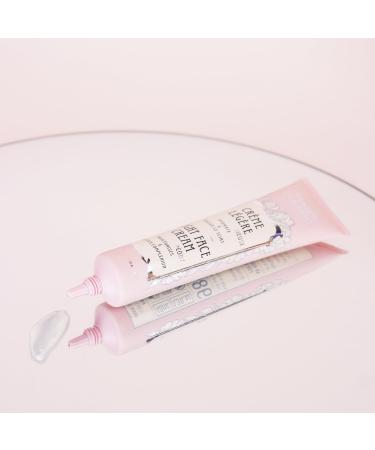 Buy Panier des Sens Light Face Cream - Hyaluronic Acid & Peony Extract | 98% Natural | Hydrating French Skincare for Women | 1.4 fl oz - Buy Online on GoSupps.com