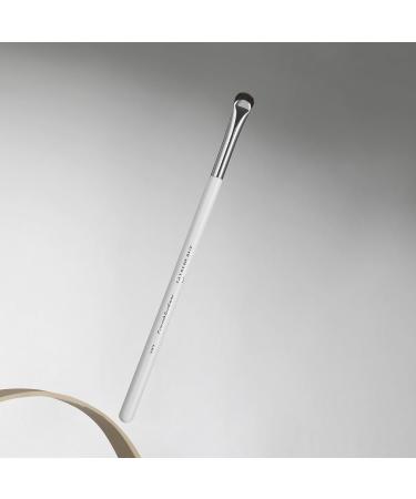 Eyeliner Brush - Crescent-Shaped Eyeliner & Brow Brush for Perfect Precision | International Shipping Available - Buy Online on GoSupps.com