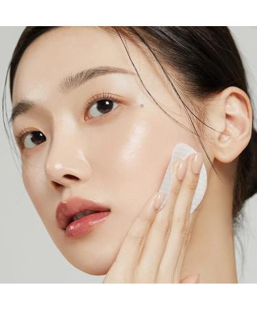 Medicube Zero Pore Pads 2.0 - Dual-Textured Facial Toner Pads for Exfoliation and Minimizing Pores with 4.5% AHA Lactic Acid & 0.45% BHA Salicylic Acid - Ideal for All Skin Types - Korean Skin Care - Buy Online on GoSupps.com