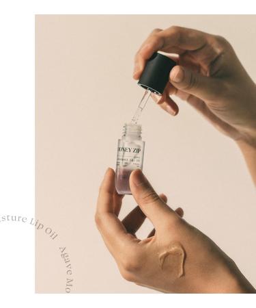 Agave Moisture Lip Oil - Hydrating & Nourishing Gloss for Dry Lips | Korean Beauty K-Beauty Natural Ingredients 3.71mL - Buy Online on GoSupps.com
