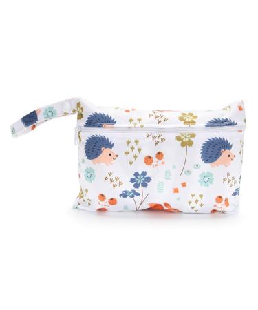 Qiantull Mini diaper bag with colorful animal pattern Waterproof Wetbag diaper bag 22 * 15cm small wet bag diaper pocket wet dry cloth organizer bags for babies swimming beach camping