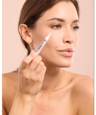 Bionike Defence Color Luminizer Lightening Concealer with Hyaluronic Acid Minimizes Dark Circles & Blemishes Gives Shiny & Hydrated Skin 2ml - Buy Online on GoSupps.com