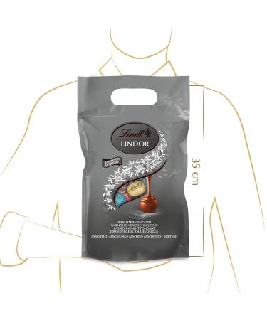 Lindt Lindor Silver Mixture 1kg - 80 Milk 70% Salted Caramel & Double Chocolate Pralines | Perfect Chocolate Gift - Buy Online on GoSupps.com