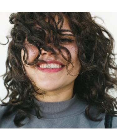 Gold Banner Beauty MOISTURCURL Clarifying Shampoo - 8oz | Deep Cleansing Vegan & Cruelty-Free Formula for Volume & Shine | Remove Buildup & Dullness International Shipping Available - Buy Online on GoSupps.com