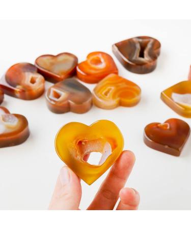 beyonday Natural Red Agate Crystal Stone, Heart Shape Geode Cluster Healing Gem Mineral Collection Stone, Natural Quartz Specimen Healing Pendant(1pc)