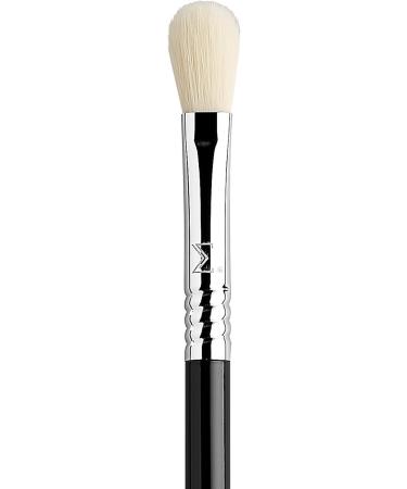 Sigma Beauty E25 Max Blending Brush - Small Blending Brush for Seamless Eye Looks - Firm Blending Brush for Applying Blending and Buffing Eye Makeup & Applying Highlighter - Vegan Hypoallergenic - Buy Online on GoSupps.com