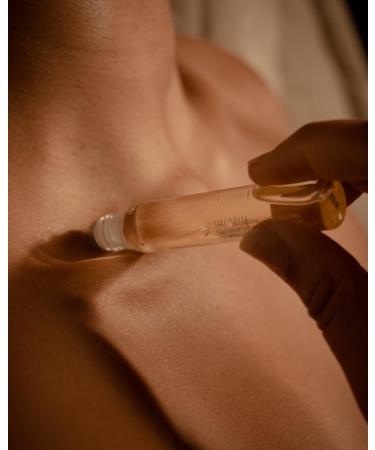 Aromatherapy Associates Deep Relax Roller Ball. Premium Blend of Vetivert Chamomile and Sandalwood Essential Oils to Relax and Calm on The Go (0.34 fl oz) - Buy Online on GoSupps.com