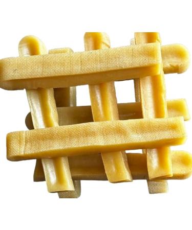 Premium Medium Yak Chews for Dogs - 12 Count 900g - Healthy Long-Lasting Treats for Small to Medium Breeds - Boost Dental Health 100% Real Yak Milk - Grain-Free Ideal for Puppies and Adults.