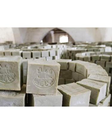  d moRe d'moRe - Certified Aleppo Classic Soap - 50% Laurel Oil - 50% Olive Oil - 6 Years Aged - Shower Soap for Hair - (2 Aleppo Soaps 50% Bay Oil 50% Olive Oil) - Buy Online on GoSupps.com