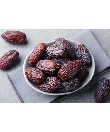 Sunnah Shop Medjool Jumbo Dates from Jordan 1kg - Medjool Premium Dates | Freshly Harvested Royal Dates | Unique Caramel Taste | 100% Natural WITHOUT Additives - Buy Online on GoSupps.com