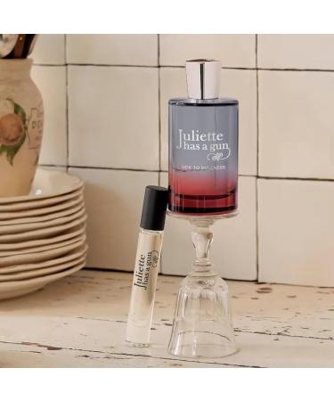 Juliette Has A Gun Ode To Dullness Eau De Parfum Floral Musky & Comforting Women's Fragrance 3.4 Fl Oz (Pack of 1) - Buy Online on GoSupps.com
