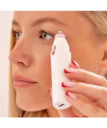 Remington WFS200 Womens Facial Shaver 2in1 Facial Shaver & Eyebrow Trimmer BareMe Waterproof Upper Lip Chin & Cheeks Battery USBC Brush & Attachment - Buy Online on GoSupps.com