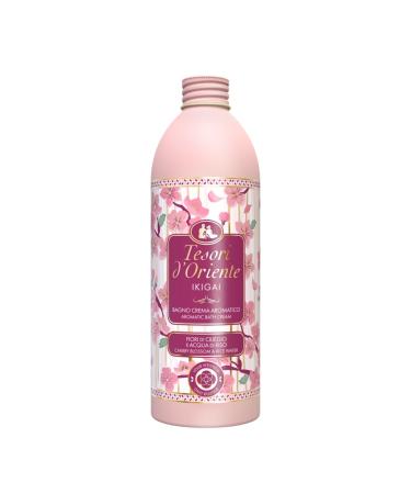 Tesori d'Oriente - Ikigai Cream Bath with floral notes foaming bath with cherry blossom and rice water gives the skin a feeling of pure well-being 500 ml
