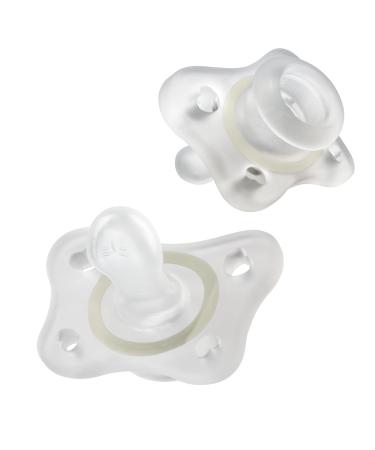 Chicco PhysioForma Silicone Mini Glow in The Dark Pacifier in Clear for Babies 2-6m Orthodontic Nipple BPA-Free 2-Count in Sterilizing Case
