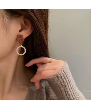 Fashion Earrings Asymmetric Acrylic Flowers Temperament Earrings Colors Red and Brown Sweet Gentle Lovely Party Banquet Jewelry Dainty Earrings Fashion Accessories - Buy Online on GoSupps.com