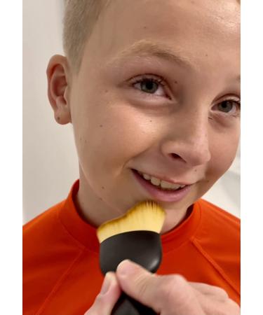 SunScreen Facial Cream Application Brush | Full Coverage Soft Brush with Protective Case - Buy Online on GoSupps.com
