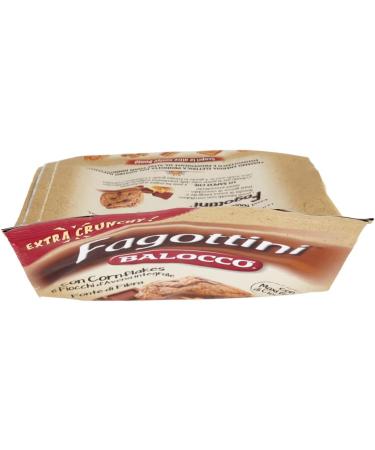 Balocco Fagottini Biscotti Integrali Pack of 3 whole grain biscuits with cornflakes oatmeal and chocolate chips 700 g - Buy Online on GoSupps.com