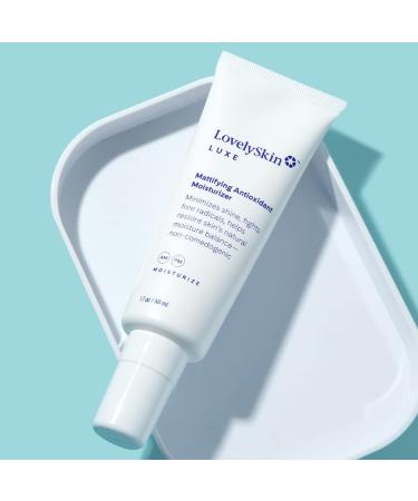 Shop LovelySkin LUXE Mattifying Antioxidant Moisturizer - Non-Comedogenic Daily Face Cream for Matte Finish - 1.7 oz | International Shipping Available - Buy Online on GoSupps.com