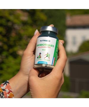 NUTRI & CO Probiotique Flore Intestinale - 60 Milliards UFC/jour - 8 Souches Dont 3 Cliniquement tudi es - 60 G lules Gastro-R sistantes aux Enzymes Digestives - Conditionn en France - Buy Online on GoSupps.com
