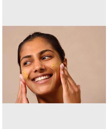Body Shop Vitamin C Glow Boosting Microdermabrasion Exfoliator 100ml - Vegan Formula for Dull Skin - Buy Online on GoSupps.com