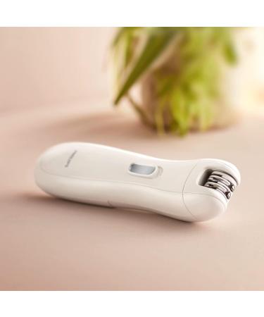 Philips Epilierer Set BRP531/00 | Smooth Skin for Weeks | Mini-Epilierer for Sensitive Areas & Precision Tweezers | Triosmooth White - Buy Online on GoSupps.com