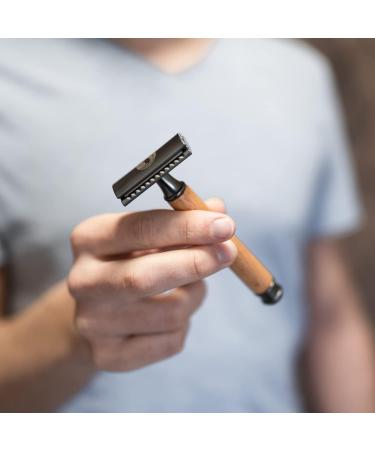 Chinchilla Beech Wood Razor Plane - Eco-Friendly Wet Razor for Men & Women | Includes 10 Blades & Bags | Sustainable Zero Waste & Plastic-Free | Made in Germany - Buy Online on GoSupps.com