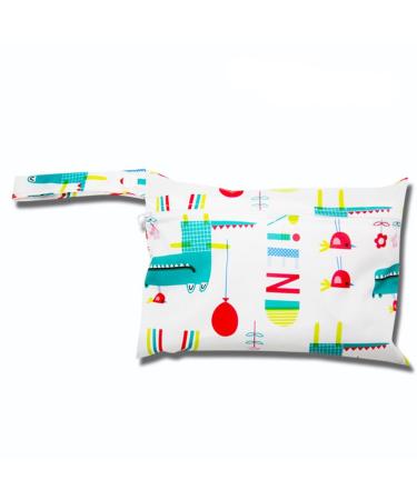 Qiantull Mini diaper bag with colorful animal pattern Waterproof Wetbag diaper bag 22 * 15cm small wet bag diaper pocket wet dry cloth organizer bags for babies swimming travel beach crocodile