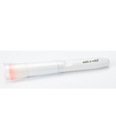 Shop Wet n Wild Versatile Flat Tip Makeup Brush - Perfect for Easy Application & All Formulas - Buy Online on GoSupps.com