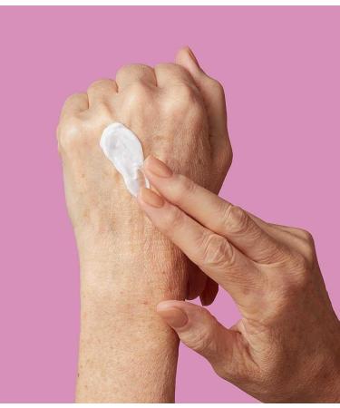 Strivectin Volumizing & Rejuvenating Hand Cream | Best Anti-Aging Hand Moisturizer for Youthful Skin | Shop Internationally - Buy Online on GoSupps.com