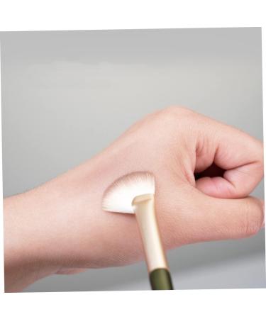 Baluue 4pcs Nose Shadow Brush Eyeshadow Angled Cosmetic Brush Concealer Brush Angled Brush Wooden Handle - Buy Online on GoSupps.com