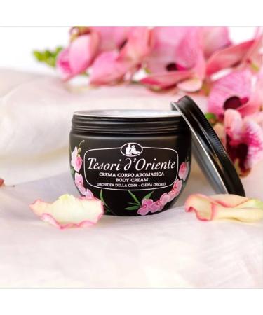  Felce Azzurra Treasures of the East Chinese Orchid Body Cream 3 x Chinese Orchid Body Cream 300 ml + 1 x Blue Fern Talcum Powder 100 g - Buy Online on GoSupps.com