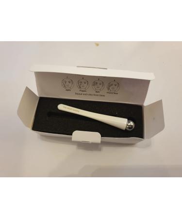 THE BODY SHOP Oil Of Life Revitalising Precision Eye Roller FOR SMOOTHER SKIN