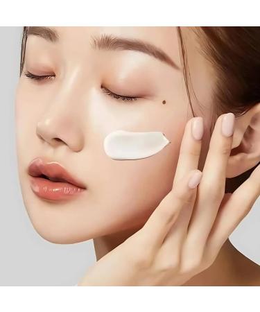 APR Co Ltd Medicube Zero Pore Cream 20 cream with hyaluronic acid panthenol and allantoin to reduce the visibility of pores 50 ml - Buy Online on GoSupps.com