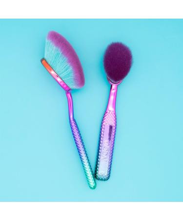 Buy Moda Royal & Langnickel 4pc Prismatic Precision Powder Oval Makeup Brush Set - Large & Small Brushes for Flawless Makeup | International Shipping Available - Buy Online on GoSupps.com