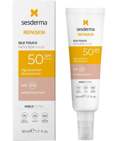 Fotoprotector Spf 50 Facial Tacto Seda Color 50 ml - Buy Online on GoSupps.com