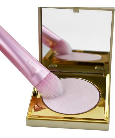 Real Techniques Light Layer Highlighter Makeup Brush - Best for Cream & Powder Highlighter | International Shipping - Buy Online on GoSupps.com