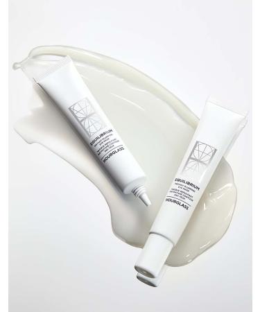 Hourglass EQUILIBRIUM Instant Plumping Eye Mask | Best International Shipping - Revitalize Your Eyes - Buy Online on GoSupps.com