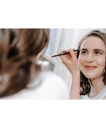 Elke Brow Blender Pencil (Blonde) High Pigment Demi Matte Finish for Perfectly Defined Brows | International Shipping Available - Buy Online on GoSupps.com