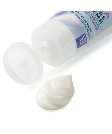 Day Care Urea Day Cream 50ml - Moisturizing Hydration for All Skin Types | International Shipping Available - Buy Online on GoSupps.com